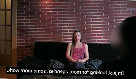 Порно: Секс с красивой блондинкой Lexi Lore любовник Bill Bailey начинает с горлового минета и заканчивает спермой в рот онлайн видео